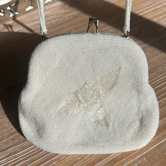 Vintage Beaded, Kiss Lock, Hand Bag / Purse - Picture 12 of 13